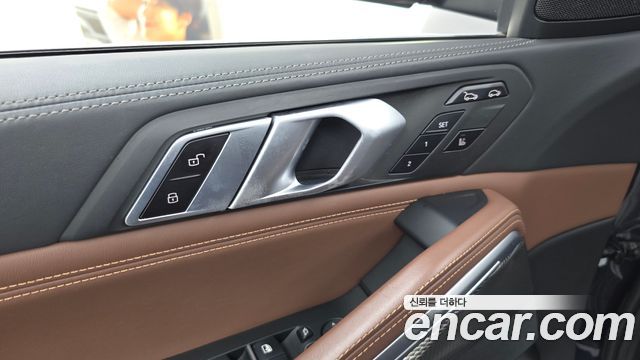 BMW X6 (G06) xDrive40i M Sport 2022 — фото 32