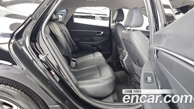 Hyundai Sonata (DN8) 2.0 Premium Plus 2022 — фото 12