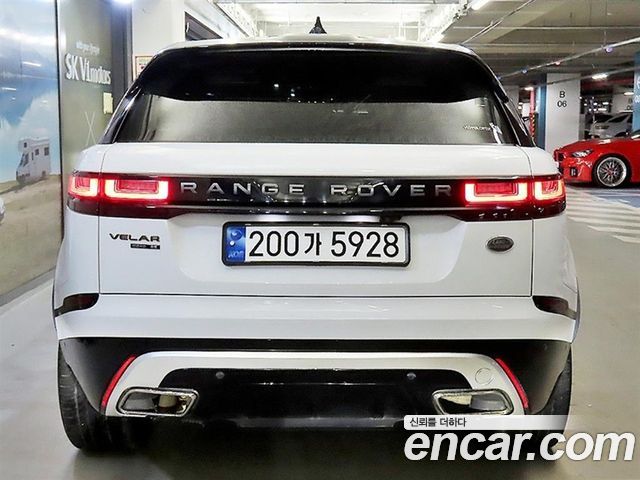 Land Rover Range Rover Velar 2.0 D240 R-Dynamic SE 2018 — фото 5