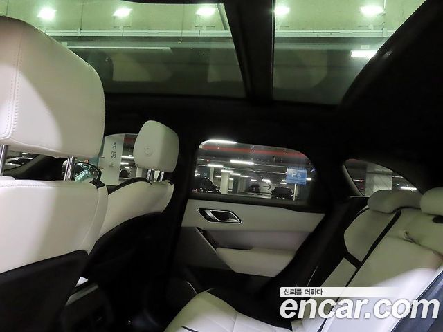 Land Rover Range Rover Velar 2.0 D240 R-Dynamic SE 2018 — фото 20