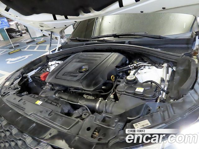 Land Rover Range Rover Velar 2.0 D240 R-Dynamic SE 2018 — фото 23