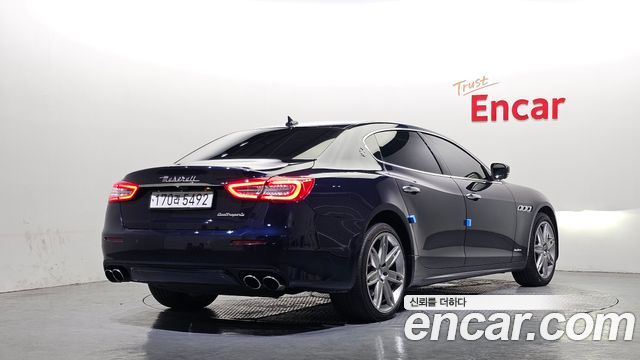 Maserati Quattroporte 3.0 Diesel Granlusso 2018 — фото 2