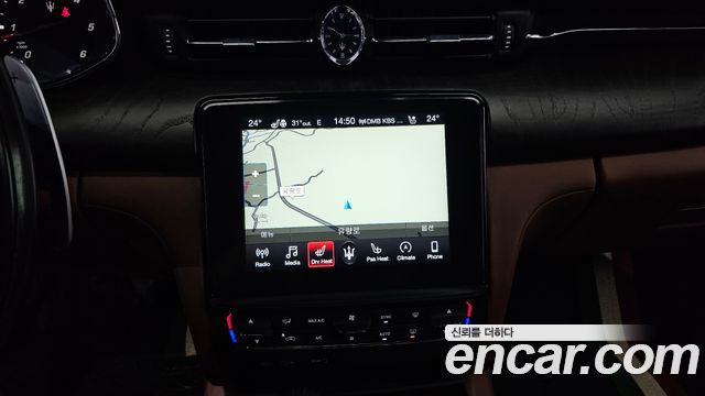 Maserati Quattroporte 3.0 Diesel Granlusso 2018 — фото 13