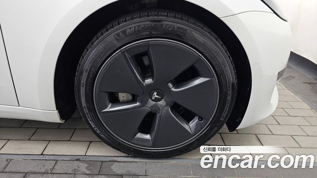 Tesla Model 3 Long Range AWD 2022 — фото 27