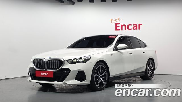 BMW 5 Series (G60) 530i xDrive M Sport 2024 — фото 11