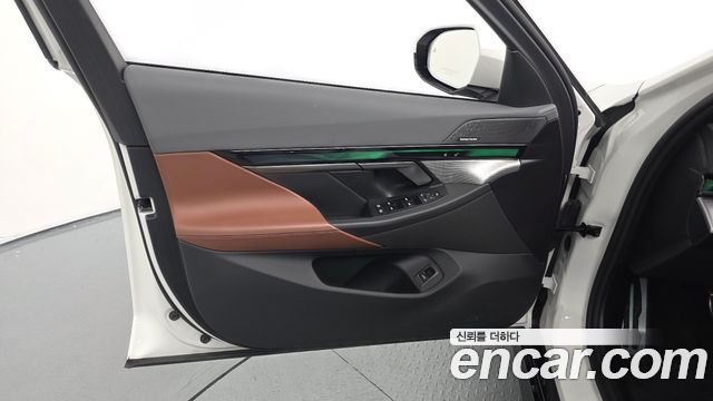 BMW 5 Series (G60) 530i xDrive M Sport 2024 — фото 30