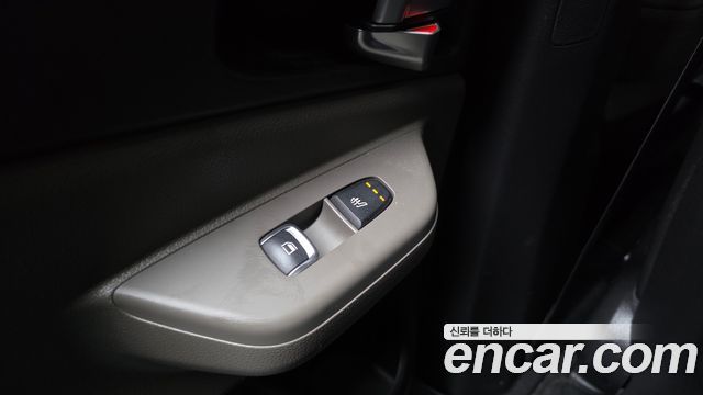 Kia Carnival (IV) HEV 9 seater Prestige 2025 — фото 19