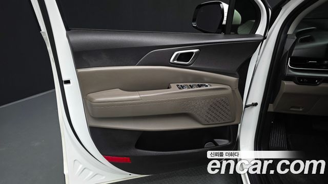 Kia Carnival (IV) HEV 9 seater Prestige 2025 — фото 24