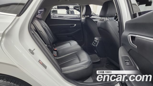 Hyundai Sonata (DN8) 2.0 Modern 2023 — фото 12