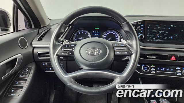 Hyundai Sonata (DN8) 2.0 Modern 2023 — фото 13