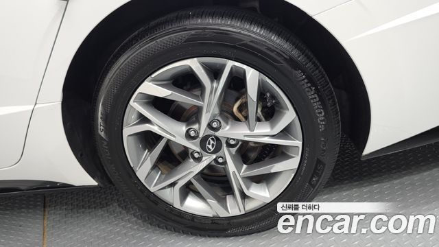 Hyundai Sonata (DN8) 1.6 Turbo Premium Plus 2022 — фото 21
