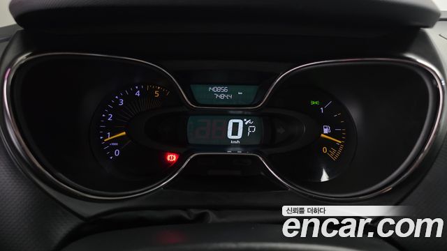Renault Korea QM3 RE 2015 — фото 8