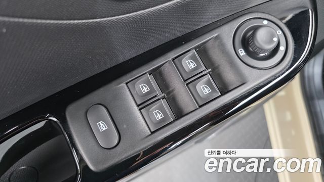 Renault Korea QM3 RE 2015 — фото 16