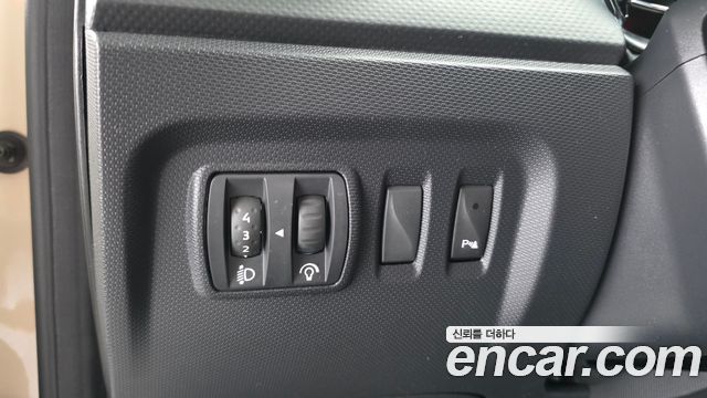Renault Korea QM3 RE 2015 — фото 17