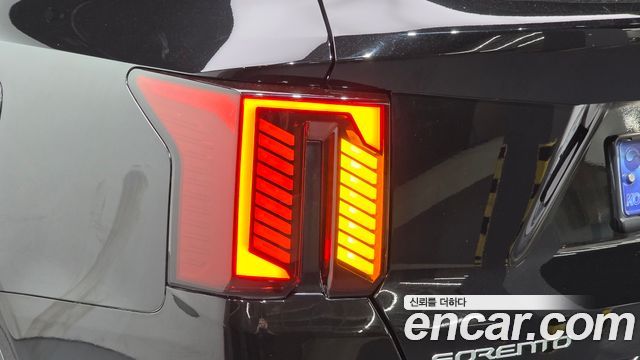 Kia Sorento (IV) Gasoline 2.5T 2WD Signature 2025 — фото 23