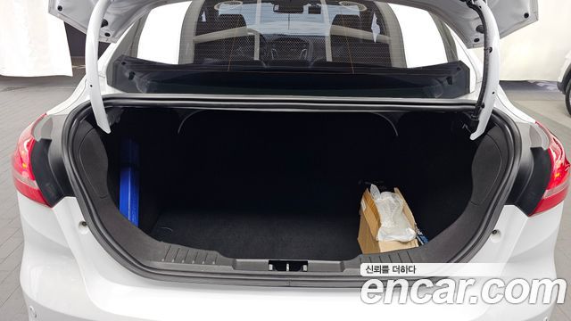 Ford Focus 1.5 Diesel Titanium 3rd 2016 — фото 20
