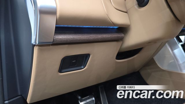 Land Rover Range Rover (V) P530 Autobiography Long Wheel Base 2022 — фото 47
