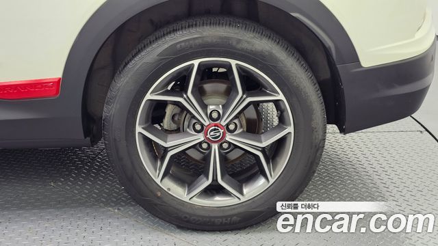 KG Mobility (SsangYong) Beautiful Korando Gasoline 1.5 2WD R-Plus 2022 — фото 21