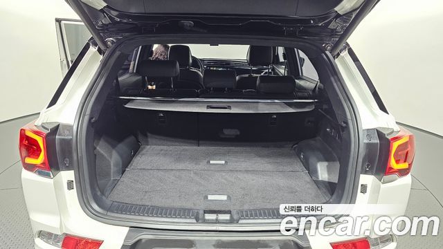 KG Mobility (SsangYong) Beautiful Korando Gasoline 1.5 2WD R-Plus 2022 — фото 30