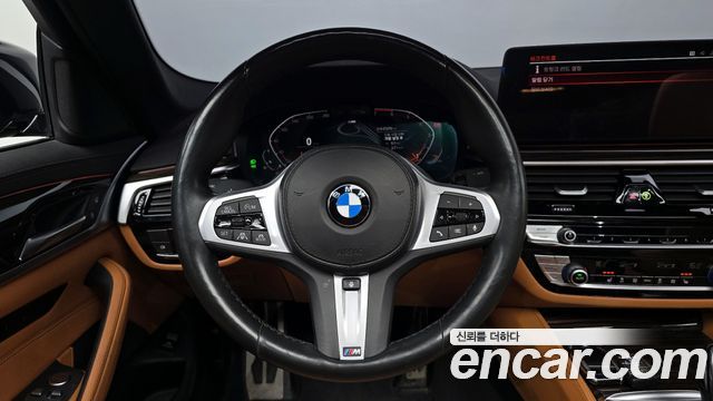 BMW 5 Series (G30) 520i M Sport 2022 — фото 13