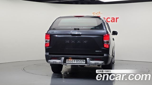 KG Mobility (SsangYong) Rexton Sports Khan Diesel 2.2 4WD Dynamic Edition (5-Link) 2021 — фото 4
