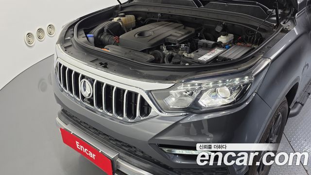 KG Mobility (SsangYong) Rexton Sports Khan Diesel 2.2 4WD Dynamic Edition (5-Link) 2021 — фото 6