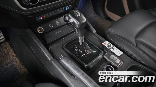 KG Mobility (SsangYong) Rexton Sports Khan Diesel 2.2 4WD Dynamic Edition (5-Link) 2021 — фото 9