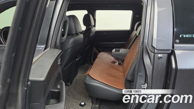 KG Mobility (SsangYong) Rexton Sports Khan Diesel 2.2 4WD Dynamic Edition (5-Link) 2021 — фото 12