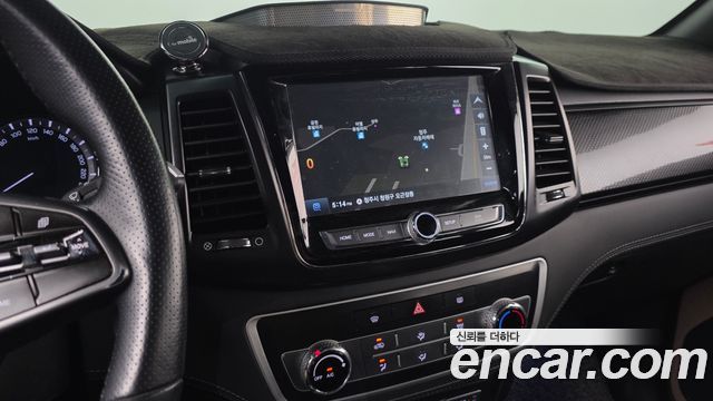 KG Mobility (SsangYong) Rexton Sports Khan Diesel 2.2 4WD Dynamic Edition (5-Link) 2021 — фото 13