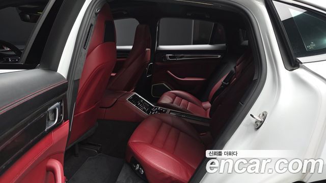 Porsche Panamera (971) 4.0 Turbo 2018 — фото 15