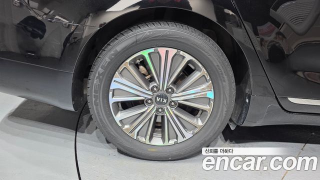 Kia K7 Premier Hybrid Noblesse 2021 — фото 5