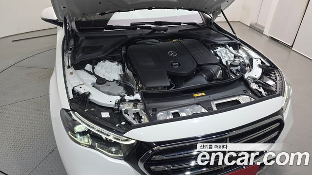 Mercedes-Benz E-Class (W214) E300 4MATIC Exclusive 2024 — фото 6