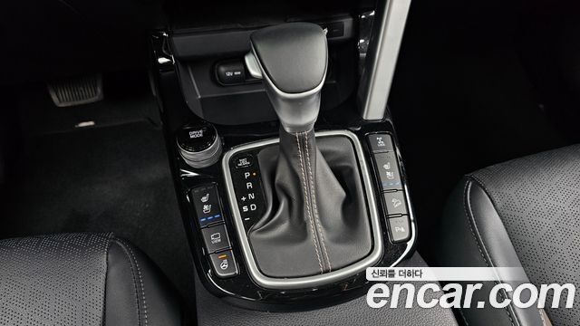 Kia Seltos Gasoline 1.6 Turbo 4WD Gravity 2023 — фото 9