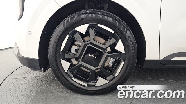 Kia Carnival (IV) HEV 9-Seater Hi-Limousine Signature 2025 — фото 5