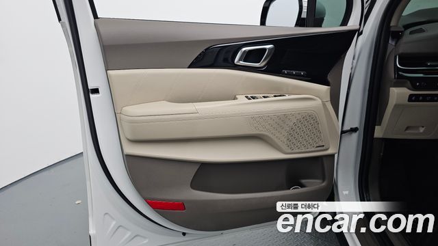 Kia Carnival (IV) HEV 9-Seater Hi-Limousine Signature 2025 — фото 24