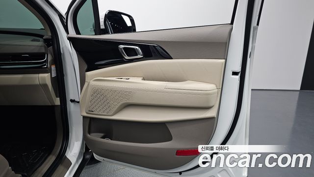 Kia Carnival (IV) HEV 9-Seater Hi-Limousine Signature 2025 — фото 25
