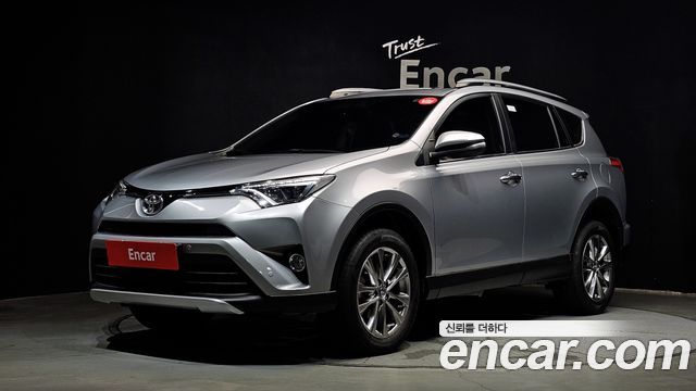 Toyota RAV4 2.5 2WD 4th