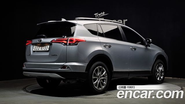 Toyota RAV4 2.5 2WD 4th 2018 — фото 2