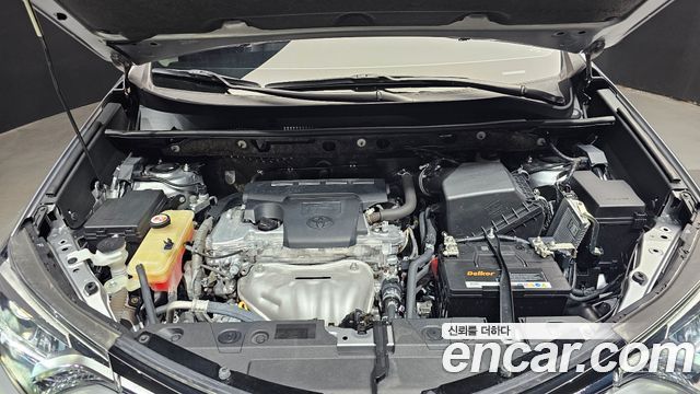 Toyota RAV4 2.5 2WD 4th 2018 — фото 6