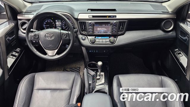 Toyota RAV4 2.5 2WD 4th 2018 — фото 7
