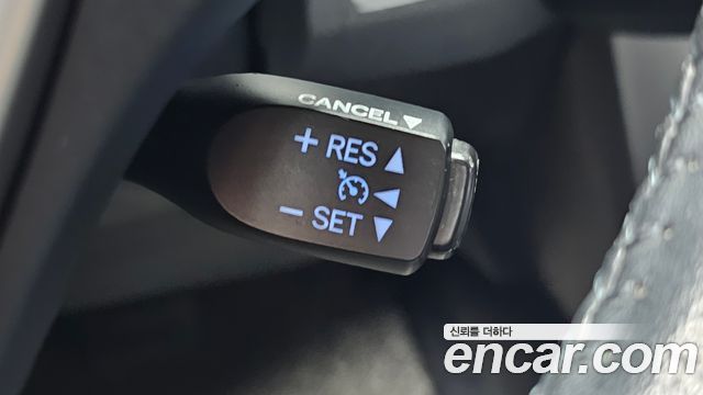 Toyota RAV4 2.5 2WD 4th 2018 — фото 17