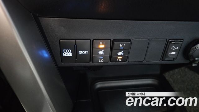 Toyota RAV4 2.5 2WD 4th 2018 — фото 20