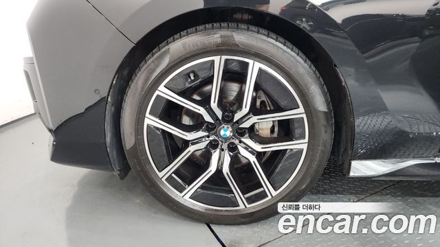 BMW 7 Series (G70) 740d xDrive M Sport 2023 — фото 5