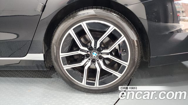 BMW 7 Series (G70) 740d xDrive M Sport 2023 — фото 21