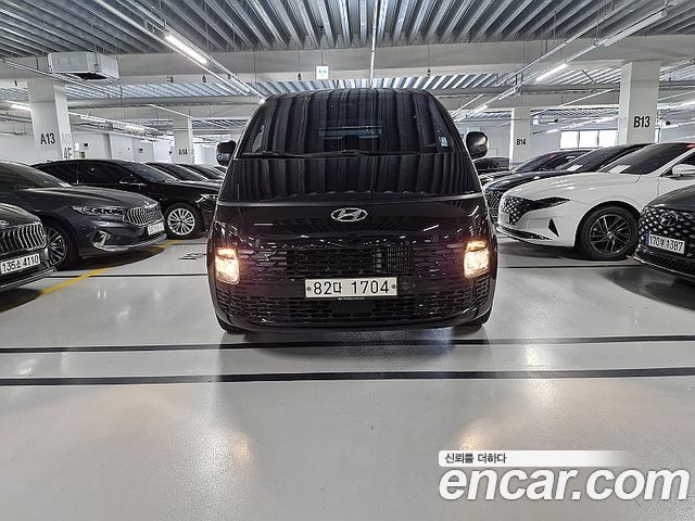 Hyundai Staria Cargo 5-Seater Smart