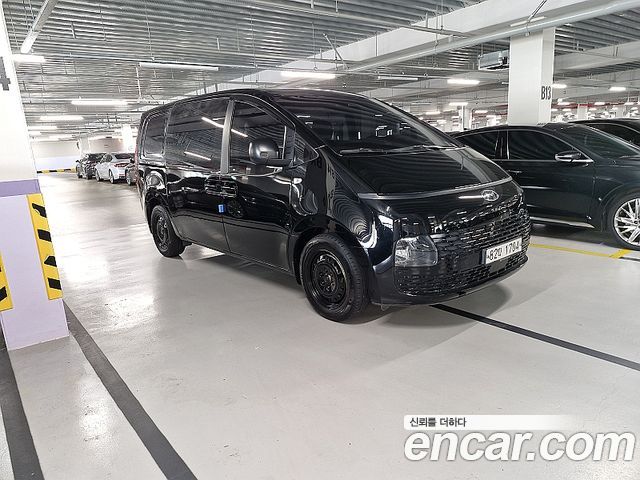 Hyundai Staria Cargo 5-Seater Smart 2022 — фото 2