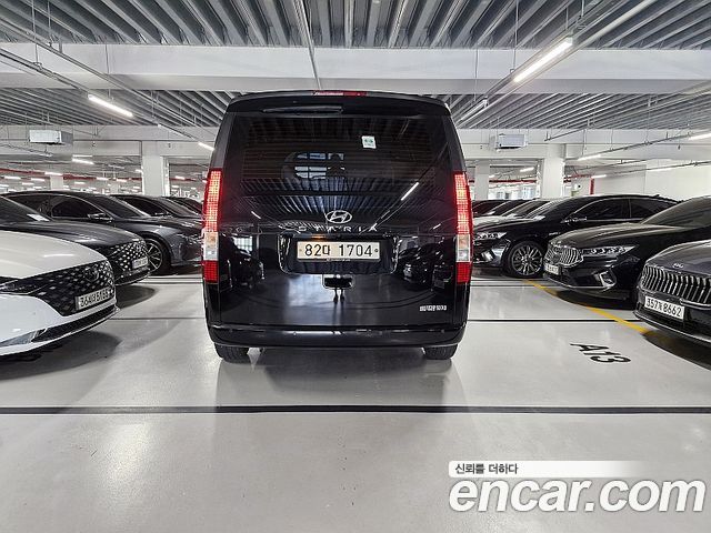 Hyundai Staria Cargo 5-Seater Smart 2022 — фото 4