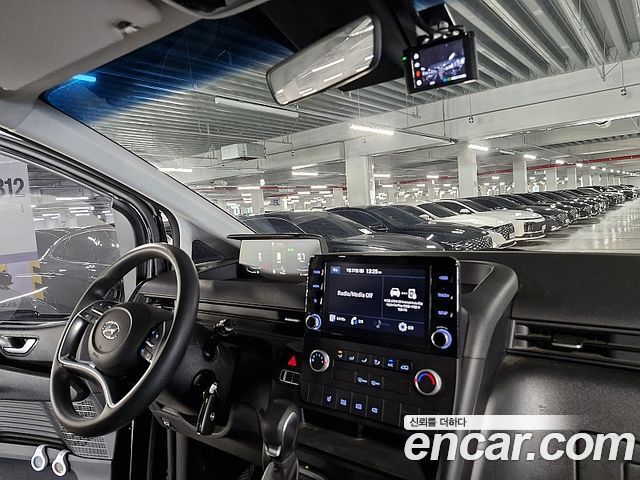 Hyundai Staria Cargo 5-Seater Smart 2022 — фото 16