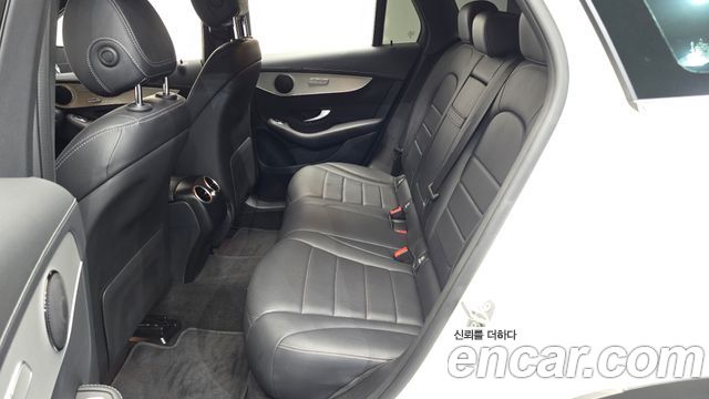 Mercedes-Benz GLC-Class (X253) GLC300e 4MATIC 2021 — фото 12