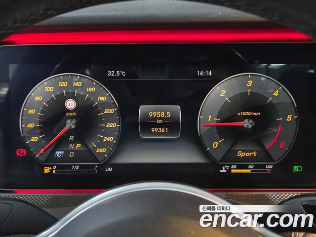 Mercedes-Benz CLS-Class (C257) CLS300d AMG Line 2019 — фото 10